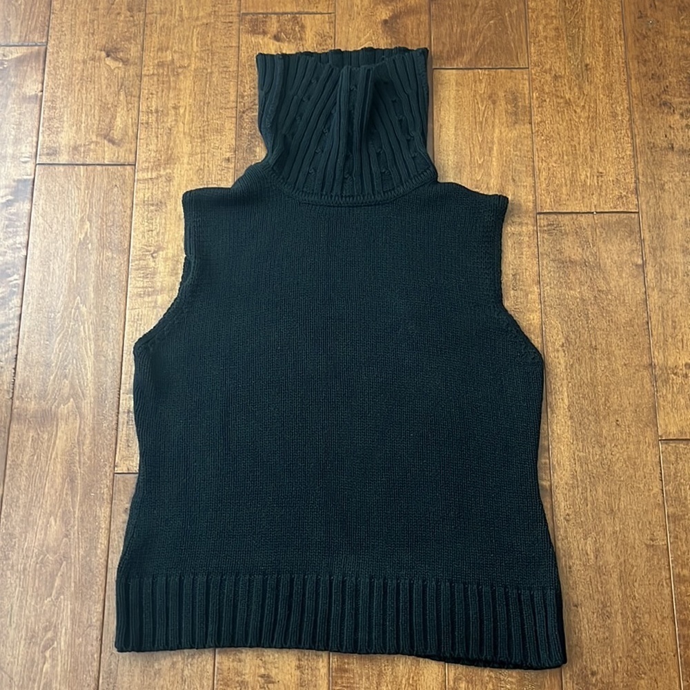 JLO by Jennifer Lopez Black Turtle Neck Vest Size M - Picture 2 of 9
